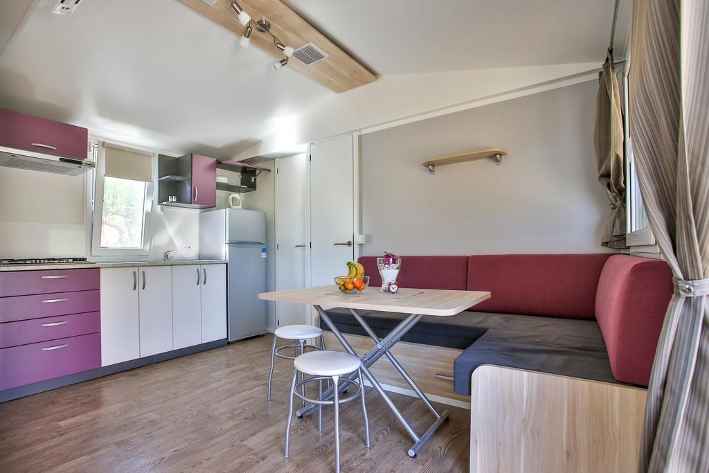 Hotel Kamp Slapic Duga Resa Habitación foto